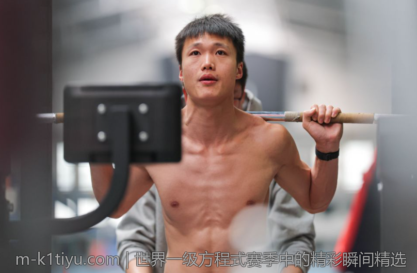 世界一级方程式赛季中的精彩瞬间精选